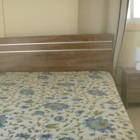 3bdr 55, Mavros Court 80